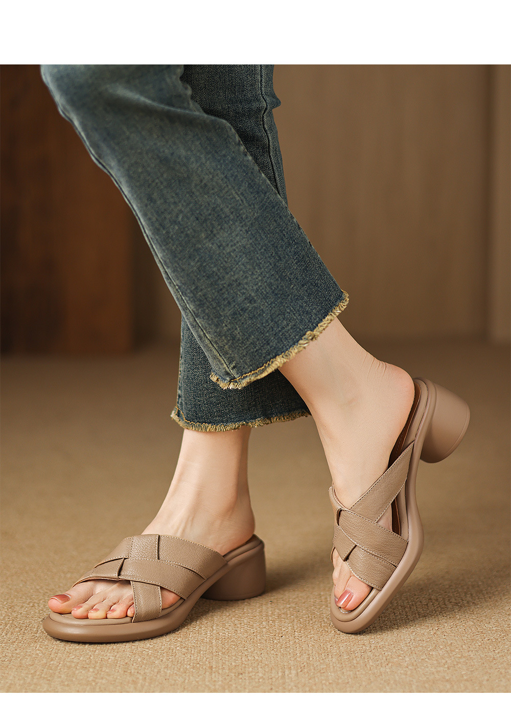 Sandal nữ hở mũi dệt da dê gót cao 7 cm — màu trắng ngà chi tiết 5