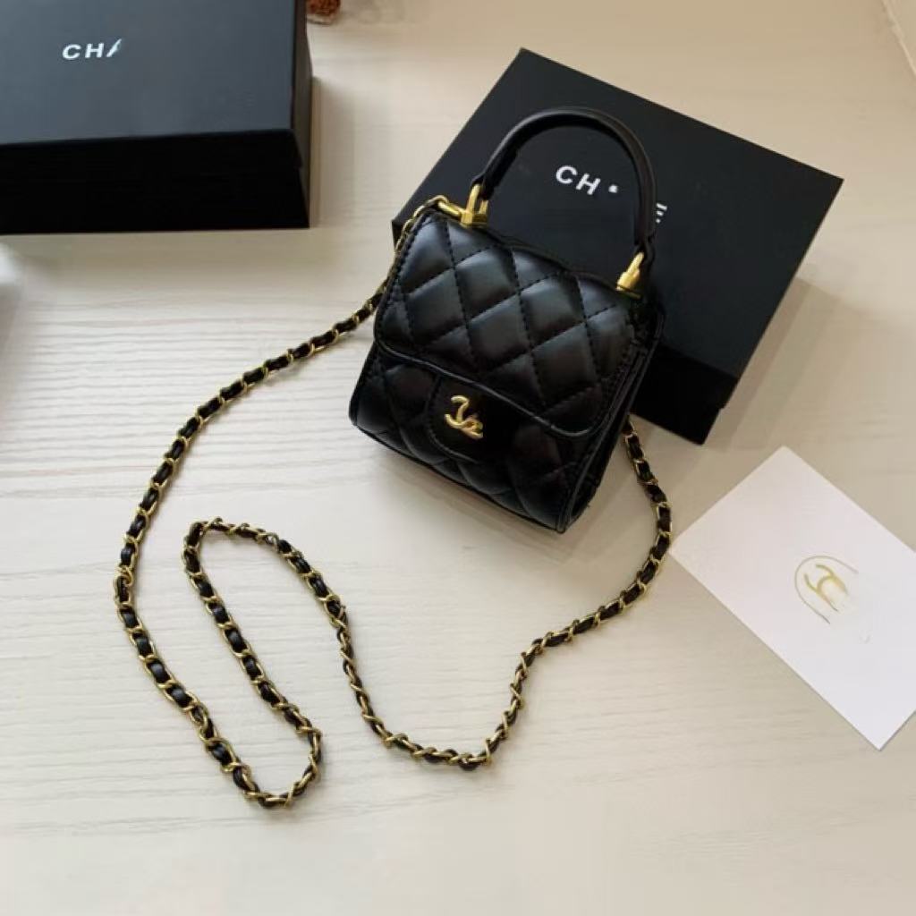Xiangjia New Fashionable Chain High-end Western Style Crossbody Bag Niche Mini Portable Small Square Bag Small Bag Women's Wholesale