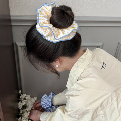 カリフォルニア日光 ~ 黄色の縞の大腸のシュシュの女性の高級感の頭の縄のフランスは団子の頭の超大きいサイズの皮の筋を刺します。