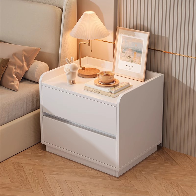 Mesa de cabecera italiana simple y lujosa moderna y alta sensación de estante de almacenamiento simple y de gran capacidad gabinete de almacenamiento de dormitorio