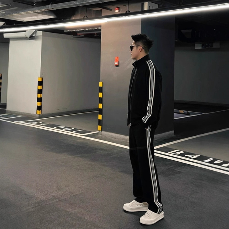 Spring and Autumn Men's Versatile Sports and Leisure Suits, Trendy Couple Loose Two-Piece Sets, Youth Fashion Webbing Sets Spring and Autumn Men's Versatile Sports and Leisure Suits, Trendy Couple Loose Two-Piece Sets, Youth Fashion Webbing Sets