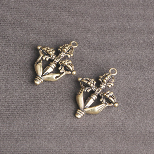 Brass old Buddha hand cross vajra pestle key chain pendant Tibetan religious instrument pendant copper wholesale