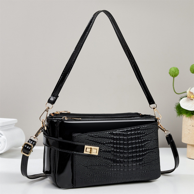 Fashionable and Simple Small Square Bag with Crocodile Pattern, Casual Style Handbag, Suitable for Work and Commuting, Crossbody Bag Fashionable and Simple Small Square Bag with Crocodile Pattern, Casual Style Handbag, Suitable for Work and Commuting, Crossbody Bag