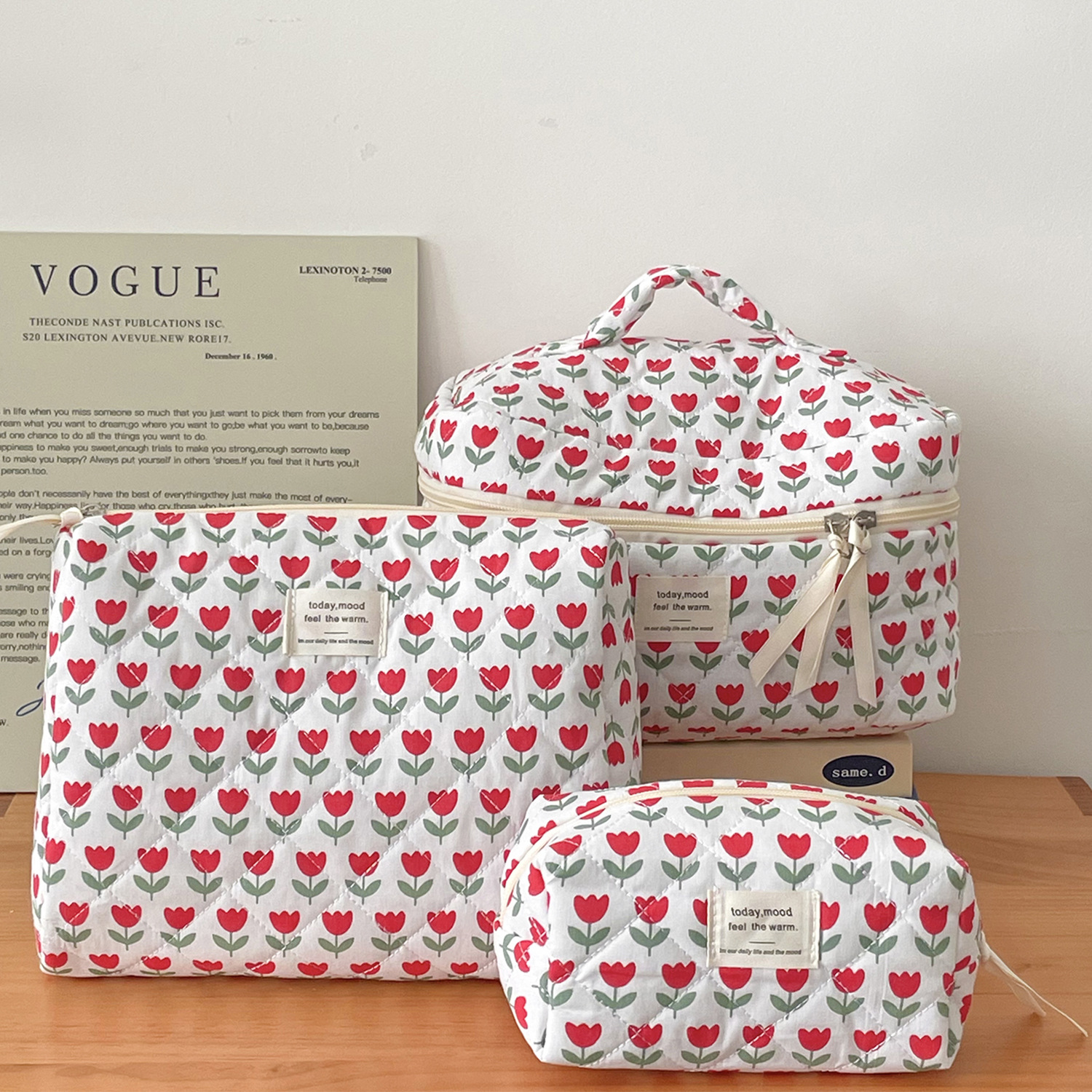 23g Weight Polyester Lining Material Classic Style Flower Polyester Sewing Thread Square Makeup Bags