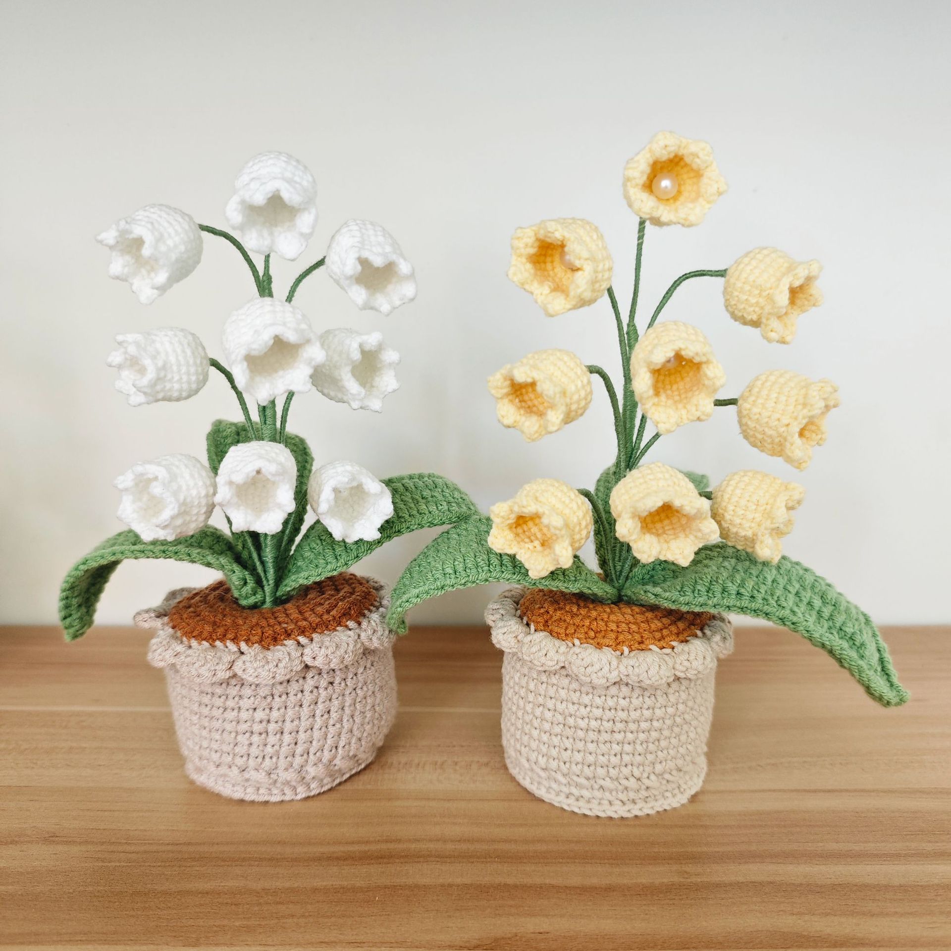 Transfronterizos productos terminados de venta caliente orquídea de campana simulación de gancho artesanal en maceta flor de lana decoración de escritorio de dormitorio