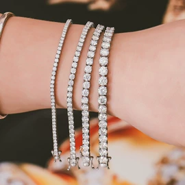 戒指;宝石工艺品;K金手饰