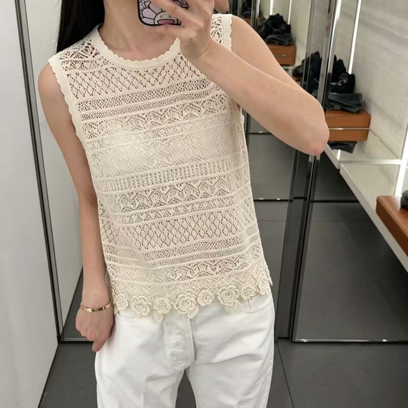 Nanyou Haute Couture Miu Miu 26Ss Pullover Sleeveless Vest for Women, Solid Color, Loose Fit, Simple Round Neck Knitted Hollow Out Top