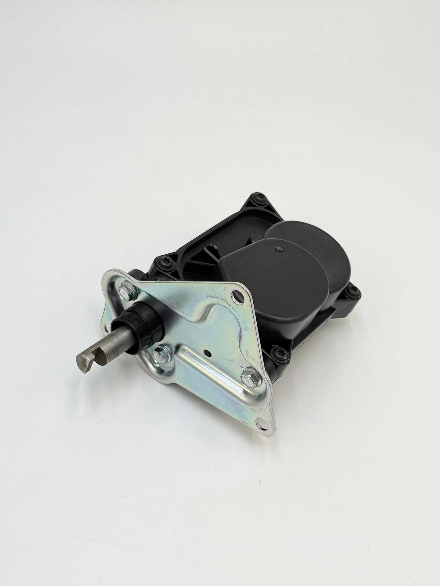 MR446665 is suitable for Mitsubishi Montero 3.5L 3.8L 2000 - 2006