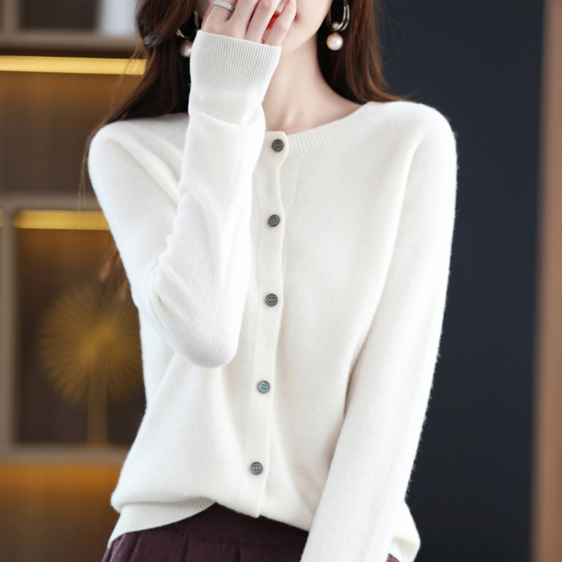 First-Line Clothing Autumn and Winter New Round Neck Cardigan Women's Loose Long-Sleeved All-Match Jacket Thickened Outer Sweater Knitted Sweater First-Line Clothing Autumn and Winter New Round Neck Cardigan Women's Loose Long-Sleeved All-Match Jacket Thickened Outer Sweater Knitted Sweater