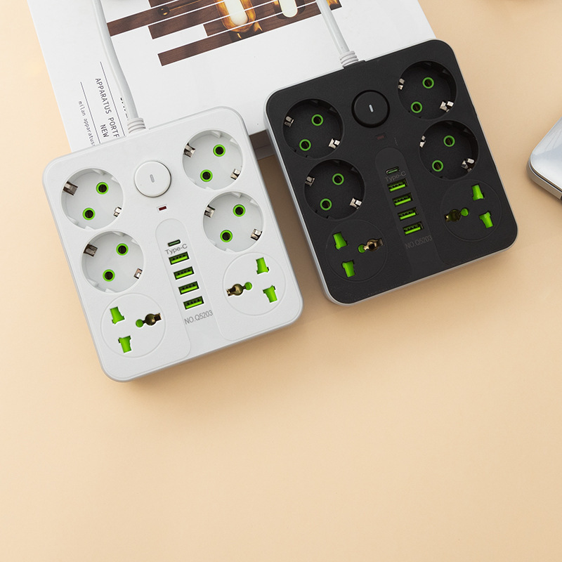 Q5203# estándar europeo con orificio universal 4USB + 1Type-c bolsa con lámpara de caja blanca negra
