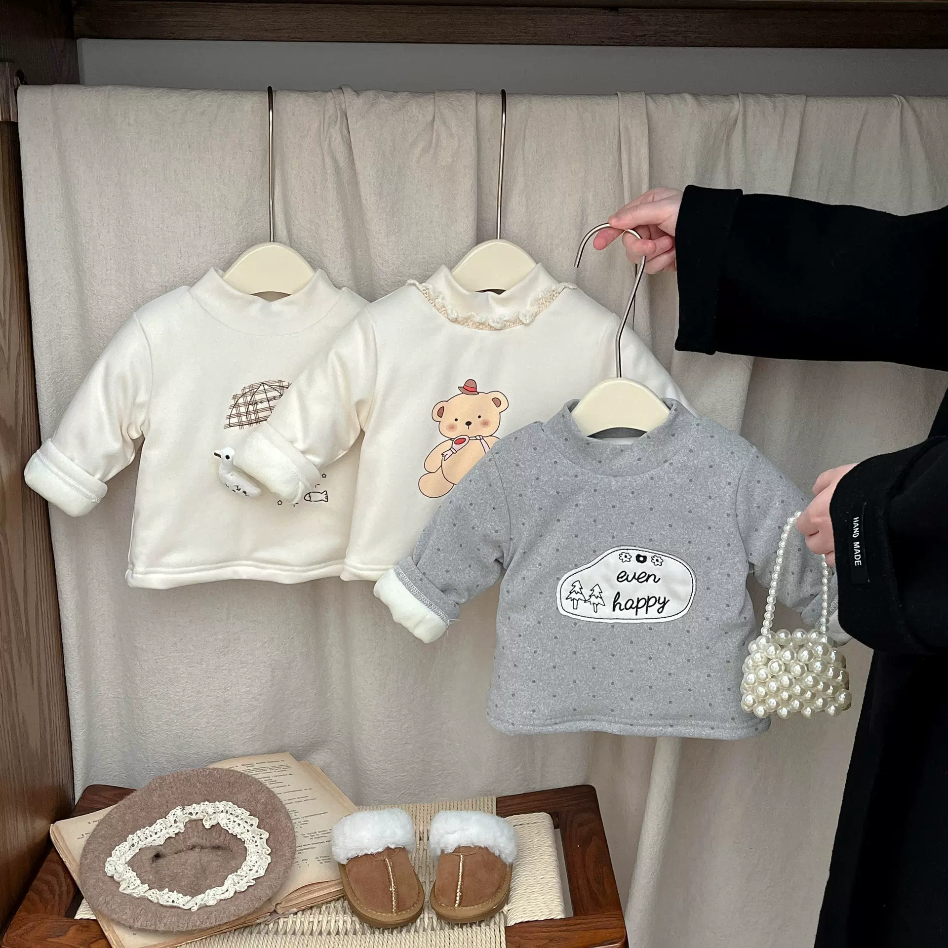 女童冬季双层加厚加绒打底衫新款宝宝洋气半高领保暖内搭婴儿衣服