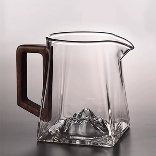 Transparent High Borosilicate Glass Gongdao Cup with Wooden Handle for Home Office Hospitality Kung Fu Tea Set Tea Divider
