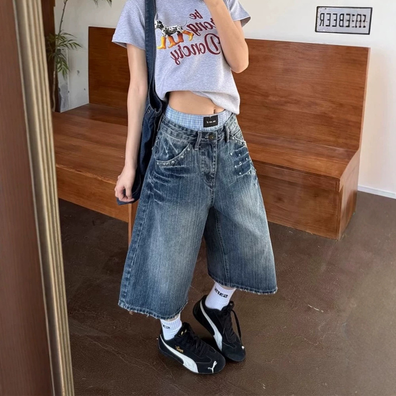 Summer American Retro Rivet Cropped Jeans for Women, High Street Design, Loose Fit, Slimming, Versatile Wide-Leg Shorts
