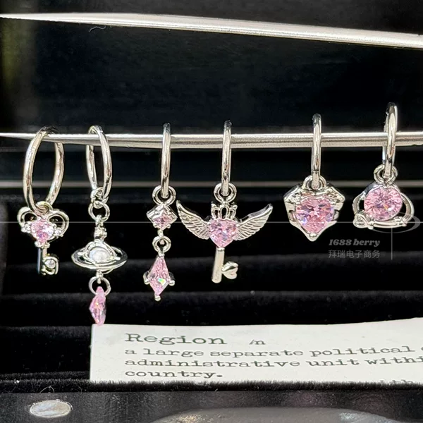 Sweet girly heart wings, heart-shaped planet key, unique design titanium steel seamless hoop earrings for pierced ears