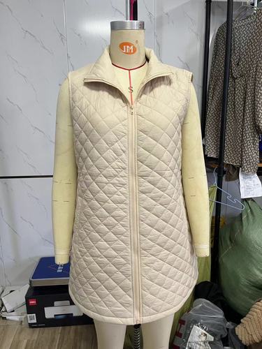 Amazon Temu Cross-border Autumn/Winter 2024 New Solid-color Diamond-pattern Cotton Vest with Zipper Pockets for Europe and the U.S.