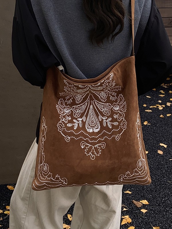 Otoño y invierno mochila de cuero de seda esmerilado bolsas de estilo nacional bordadas bolsas de estilo de mujer gran capacidad relajada sensación de relajación bolsas de hombro