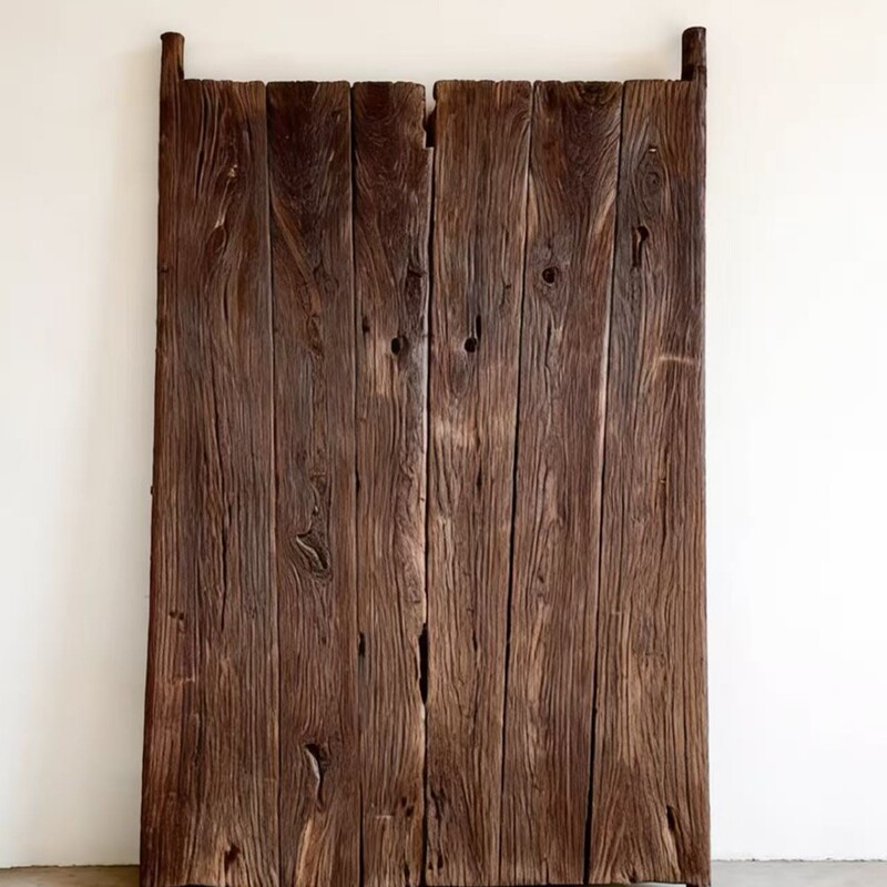 Old Elm Wood Door Panels with Vintage Weathered Texture, Solid Wood Boards for Tabletops, Nostalgic Tea Tables, Bar Counters, and Wooden Stair Treads Old Elm Wood Door Panels with Vintage Weathered Texture, Solid Wood Boards for Tabletops, Nostalgic Tea Tables, Bar Counters, and Wooden Stair Treads