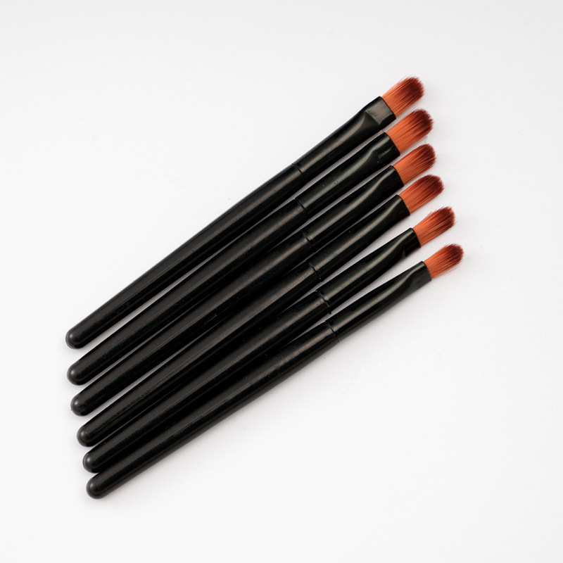 Manufacturer's in-stock single eyeshadow brushes, smudging brushes, eye brushes, beginner makeup brushes, cross-border beauty tools wholesale Item Picture