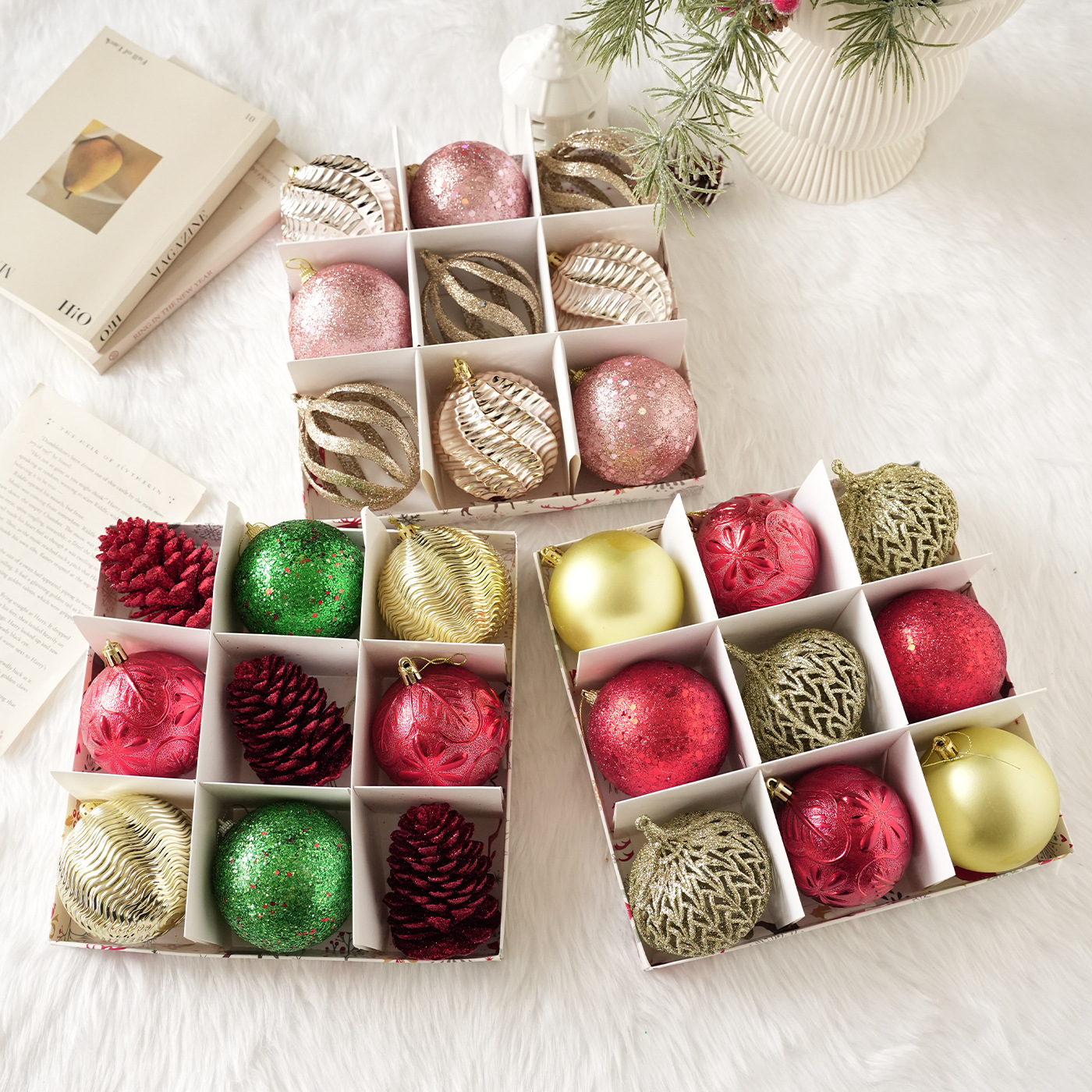 Nuevos productos transfronterizos paquetes de colgantes de bolas de Navidad en caja decoración de árboles de Navidad decoración de atmósfera de vacaciones decoración de colgantes en stock image 2