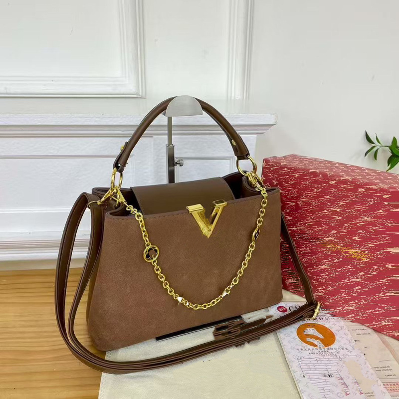 跨境秋冬翻毛V字手提包链条挂件handbags for women手提包大容量|undefined