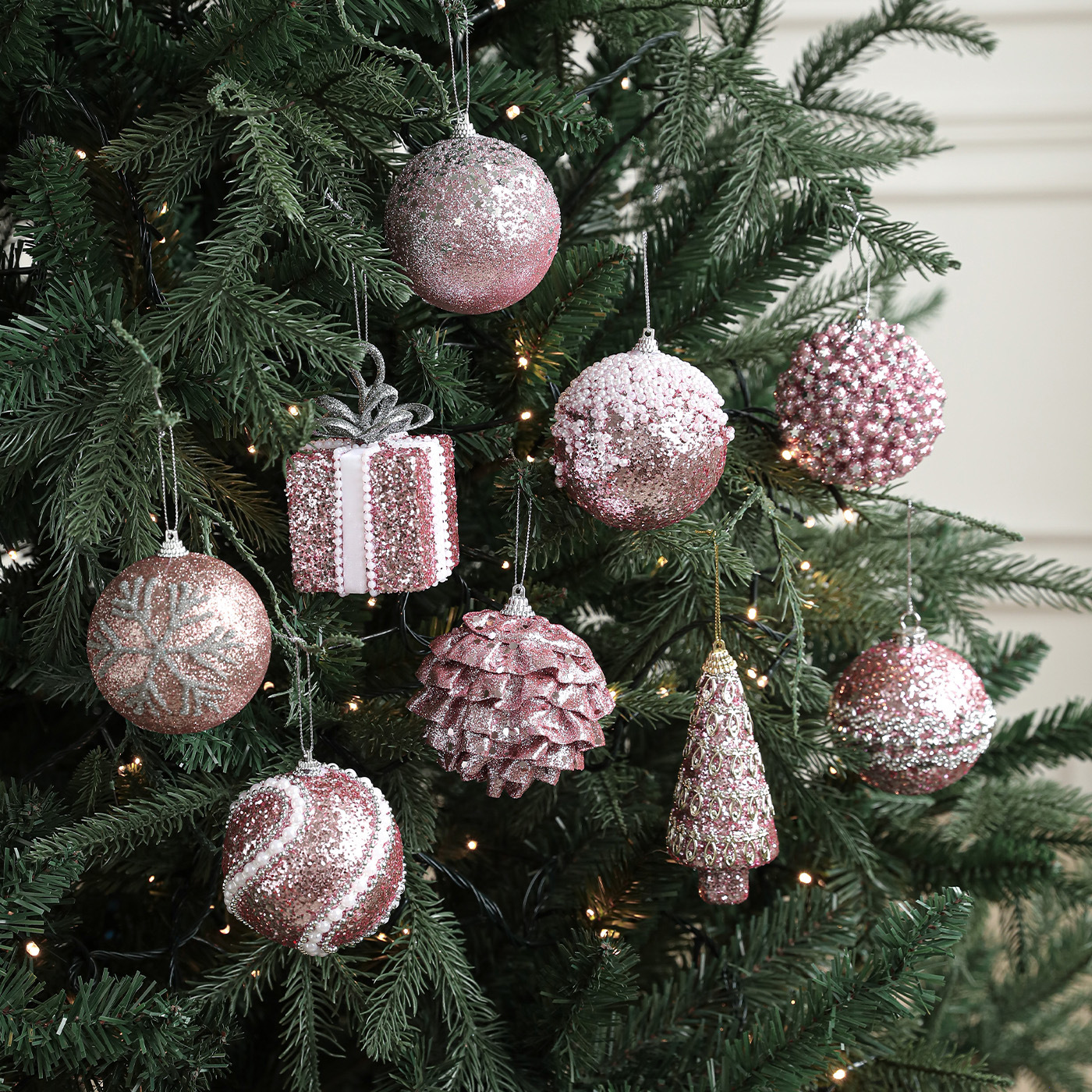 Nueva espuma rosa bola de Navidad colgante polvo brillante polvo adhesivo árbol de Navidad colgante bola decoración colgante disposición