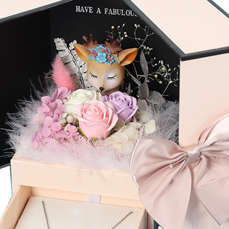 Rose soap flower lipstick gift box souvenir deer gift box Chinese Valentine's Day gift double door necklace gift box