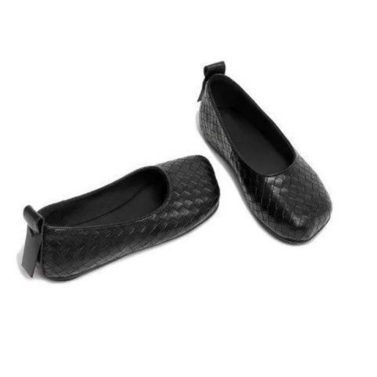 2026 verano nuevo nicho de moda superficial zapatos de tendencia simple para usar zapatos casuales cómodos diarios