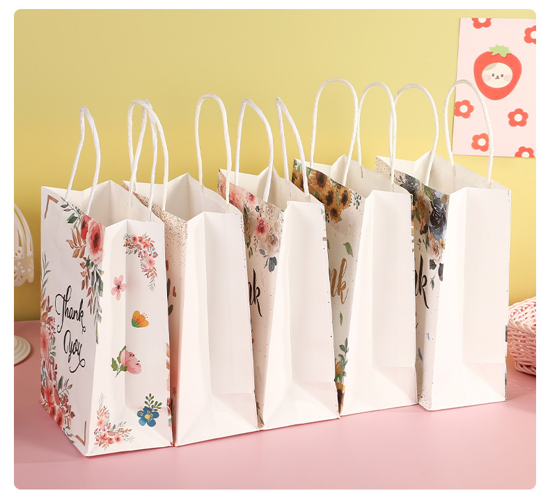 Fashion Letter Paper Party Gift Bags 1 Piece display picture 3