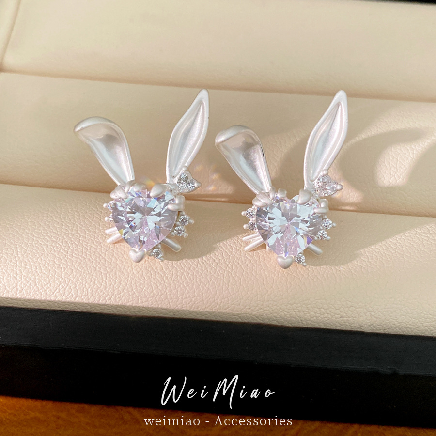 Aguja de plata zircon goteando aceite conejo amor pernos lindos niños estilo de moda pendientes ligero lujo conjunto de joyas de alta calidad