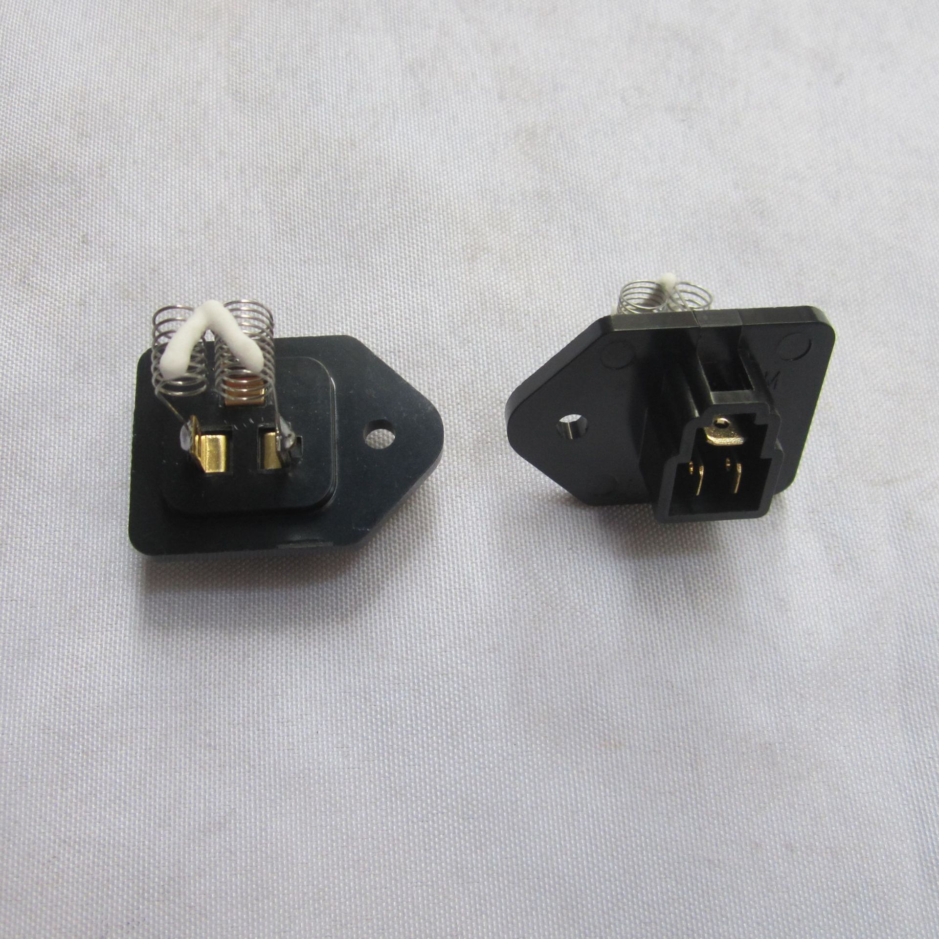 LR-RT017 3 SPEED TYT COROLLA Y