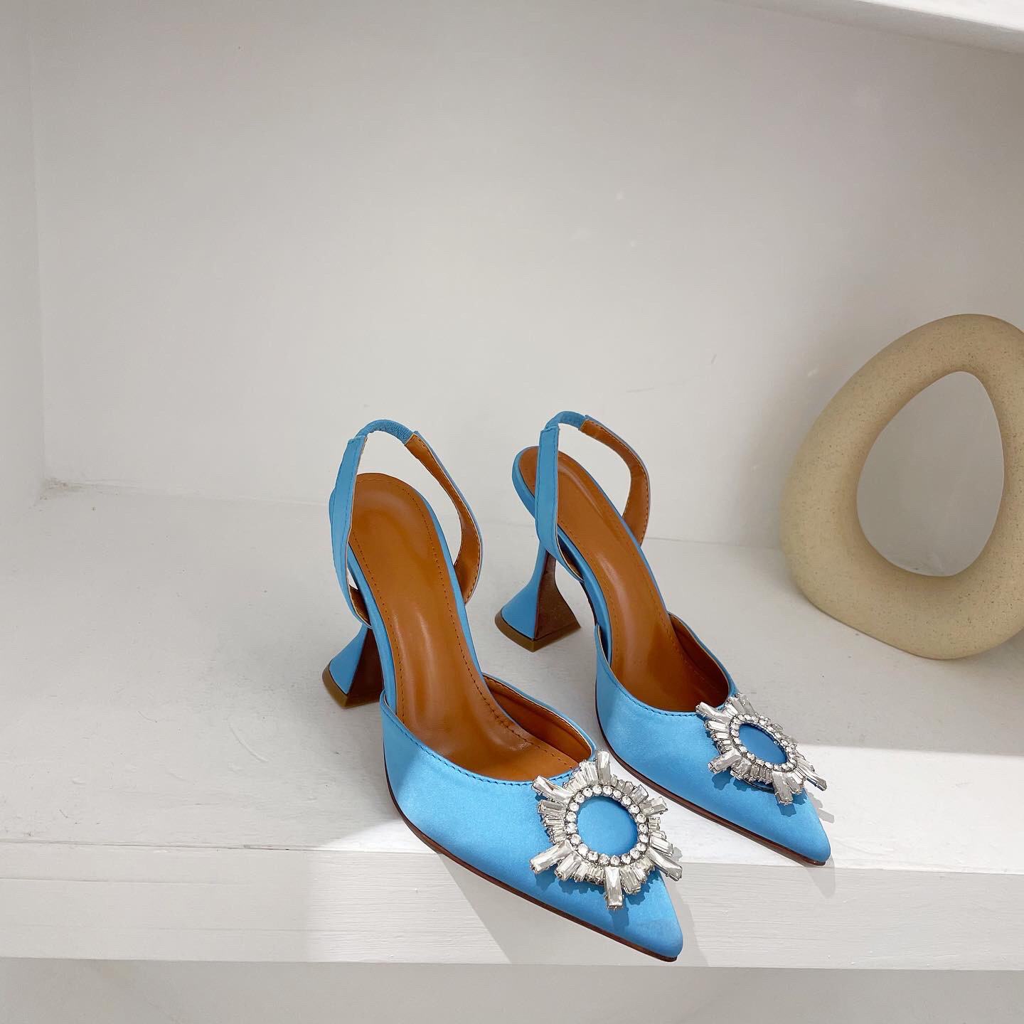 summer pointed sunflower rhinestone high heeled sandals nihaostyles wholesale clothing NSSO92131