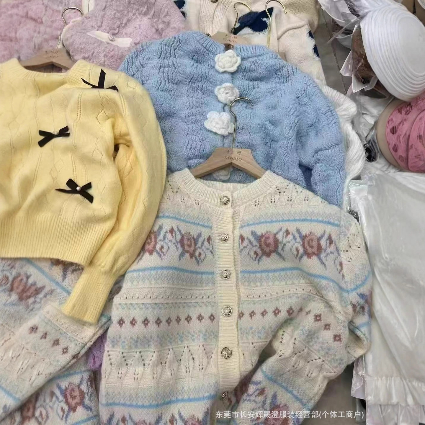 针织衫上衣女秋冬季撞色边十三行靓妹开衫毛衣外套女杂款批发