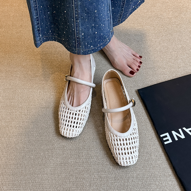In-Stock Instant Shipping French-Style Woven Hollow Mary Jane Shoes for Women 2025 Summer Single-Strap Shallow Mouth Single Shoes Chunky Heel Sandals