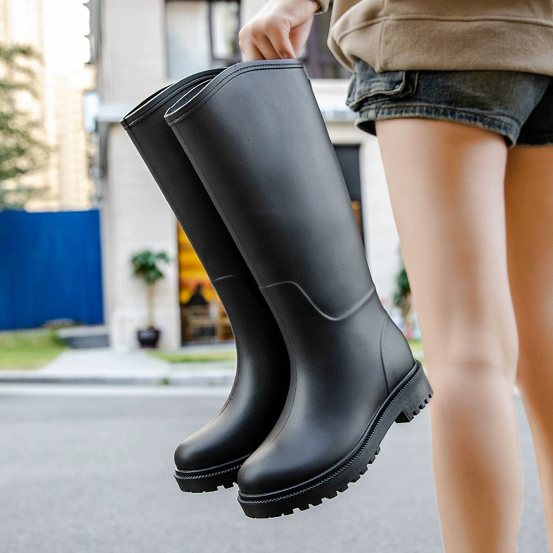 Высокие дождевые сапоги от имени волос женские модные дождевые сапоги на открытом воздухе водонепроницаемая обувь резиновая обувь с бархатом утолщенные длинные водонепроницаемые сапоги на экспорт