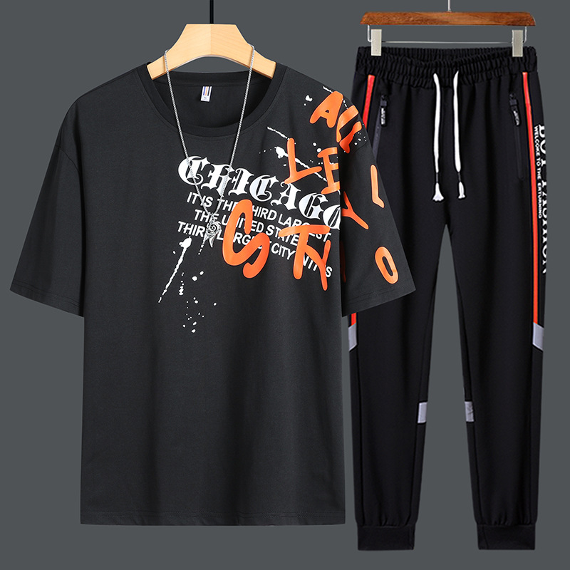 Traje deportivo de manga corta de moda juvenil de verano 2025 pantalones de camiseta sueltos