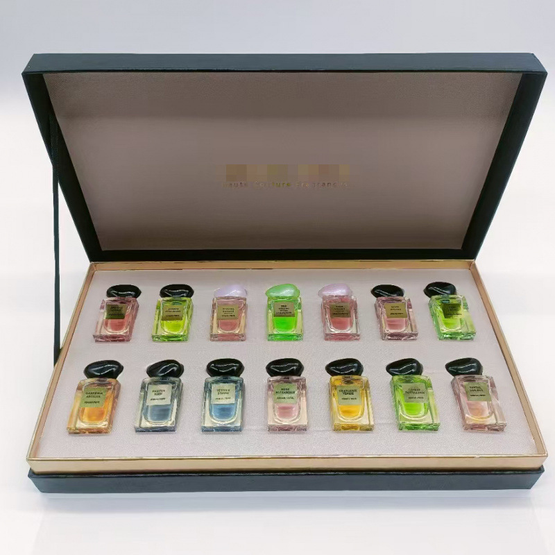 女士三四五件套装圣诞节礼物礼盒粉邂逅coco甜心|undefined