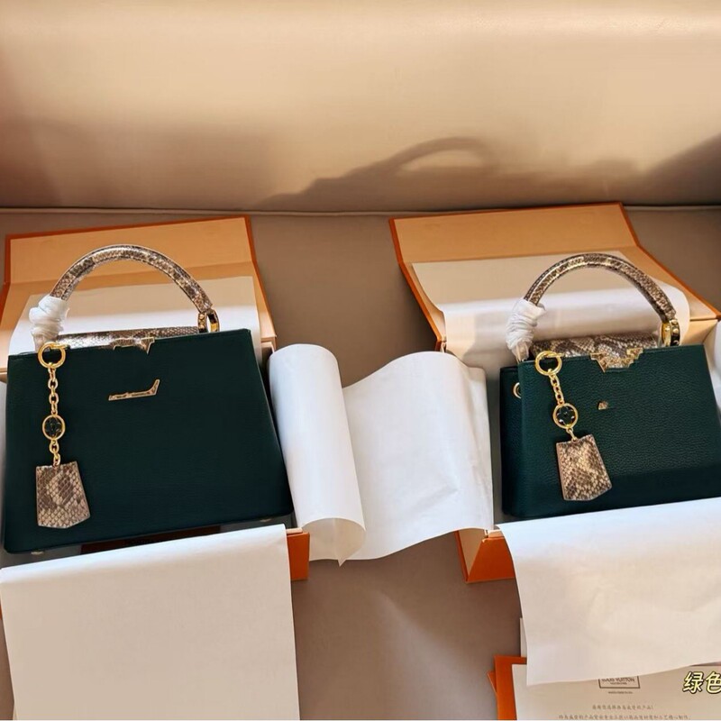 Lujia Capucines New High-Quality Classic Handbag V-Shaped Export Boutique Wholesale Shoulder Crossbody Bag Lujia Capucines New High-Quality Classic Handbag V-Shaped Export Boutique Wholesale Shoulder Crossbody Bag