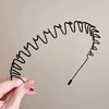 Fashionable inner hook hair hoop