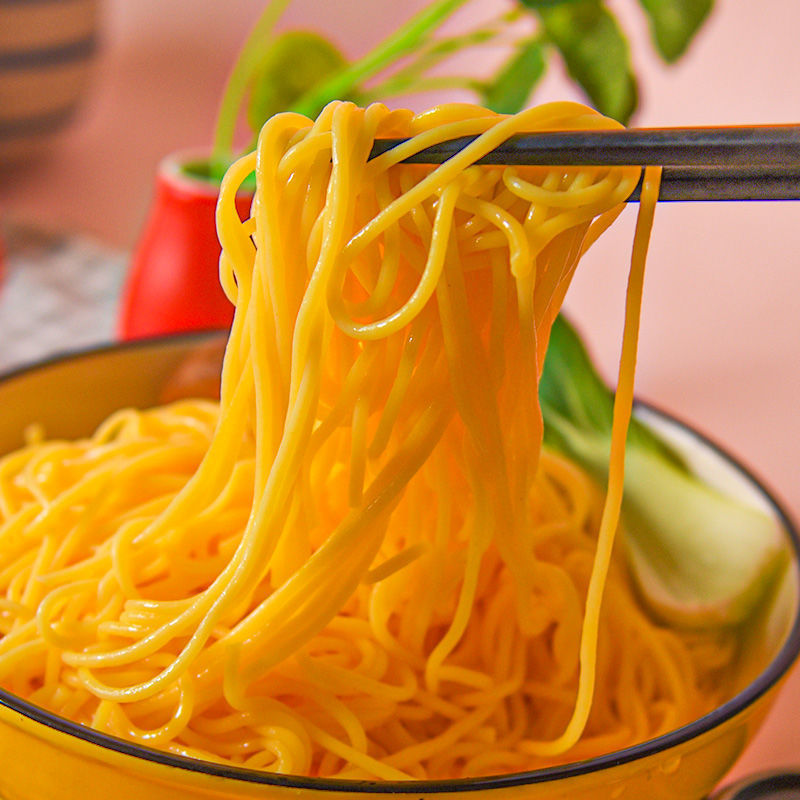 Half-pound pack of Northeastern-style corn noodles—coarse-grain, spicy hot pot ingredients, semi-dried corn noodle strips