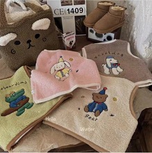 儿童羊羔绒卡通绣花韩版可爱马甲A类男女童冬季核心保暖加厚1批发