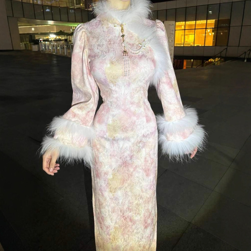 Fleece-Lined and Thickened New Chinese-Style Autumn and Winter Thick Gentle Real Fur Cheongsam Dress with Pink Floral Pattern and Fragrance, Plus-Size Women's Clothing