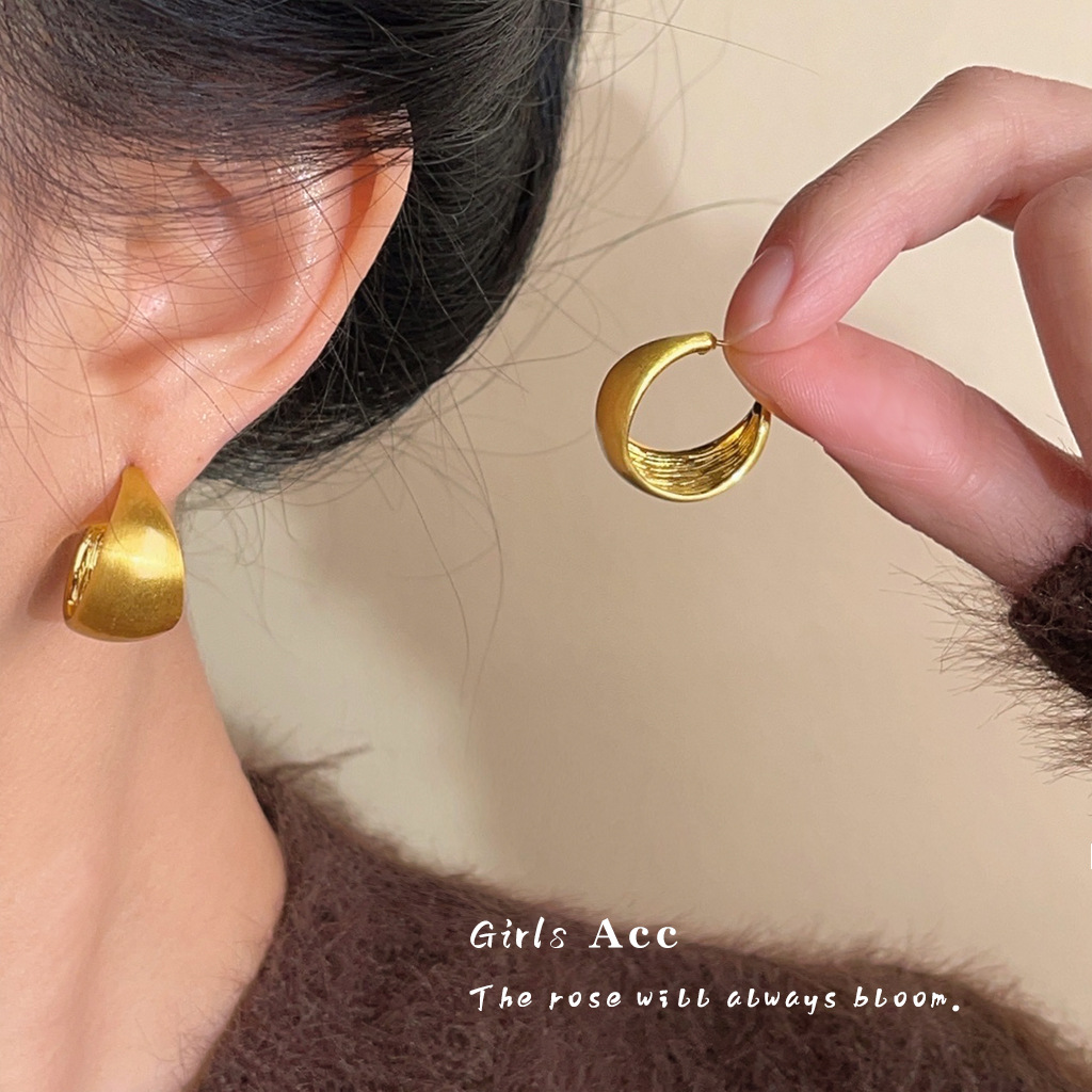 耳语补模特_0016_耳语场景新水印 拷贝 15.jpg