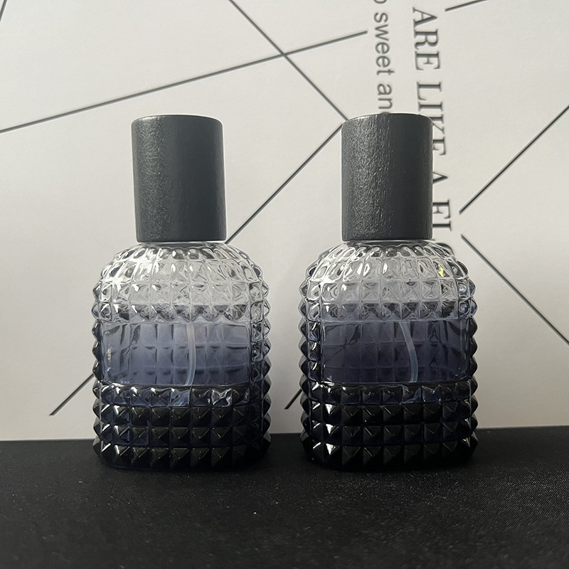 现货供应B151-30ml菠萝形螺口玻璃香水瓶/化妆品分装便捷喷雾空瓶