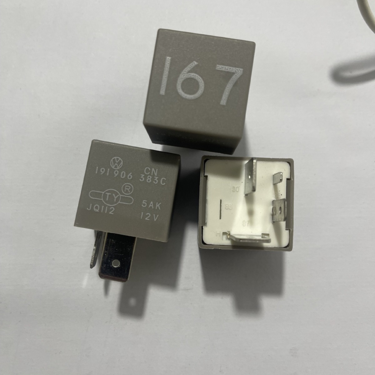 大众奥迪汽车167号汽车继电器191906383C