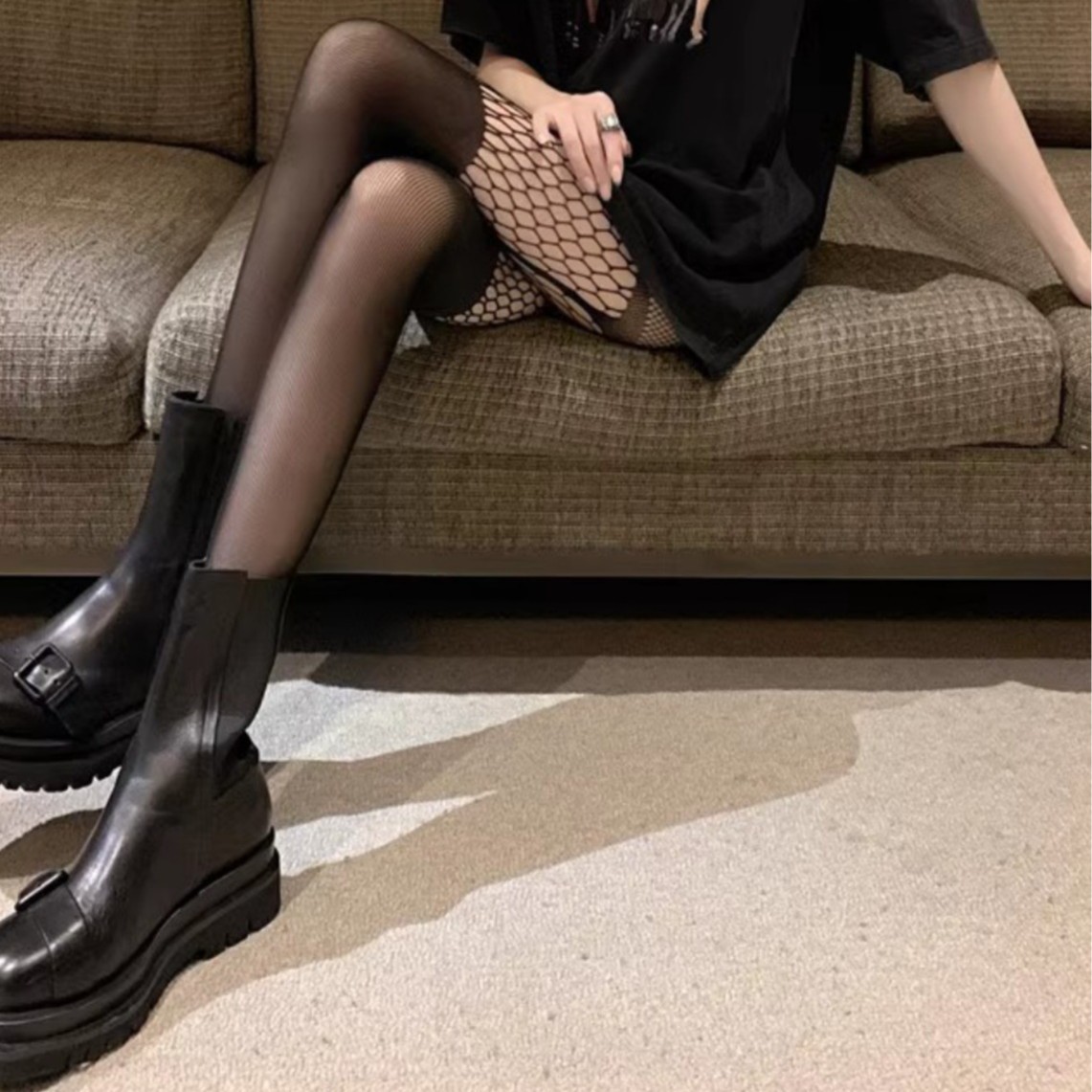New Sexy Hot Girl Black Fishnet Stockings with Faux Suspenders, Thin Fishnet Pantyhose, Long Tube, and Stockings with a Sensual Vibe