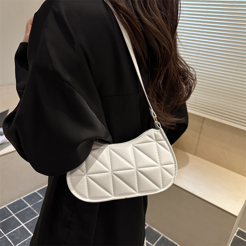 Minimalist Women's Shoulder Bag Versatile Quilted Crossbody_voghion.com