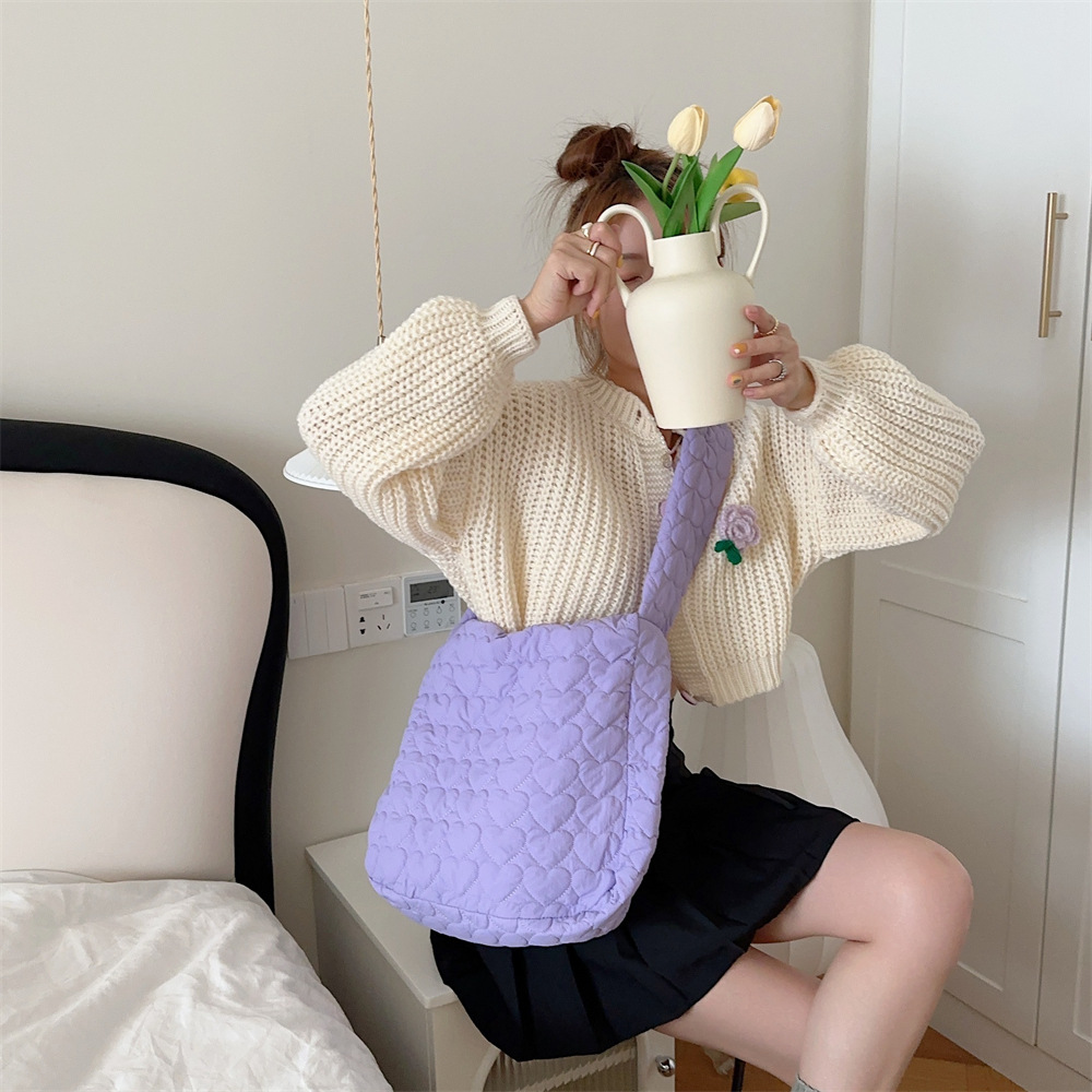 39131 Japanese quilted heart-shaped cotton tote travel bag Crossbody bag for women, large-capacity single-shoulder crossbody canvas bag undefined