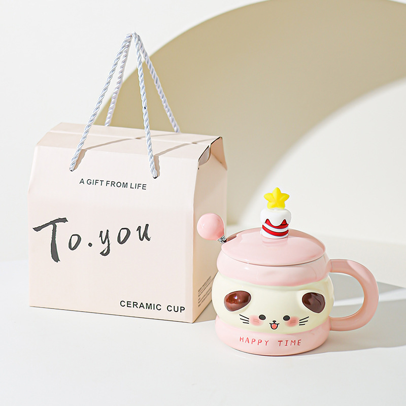 Hermosas tazas de cerámica de regalo de cumpleaños, chicas super lindas, copas de alto valor, tazas con cubierta de cucharas, regalo de mano