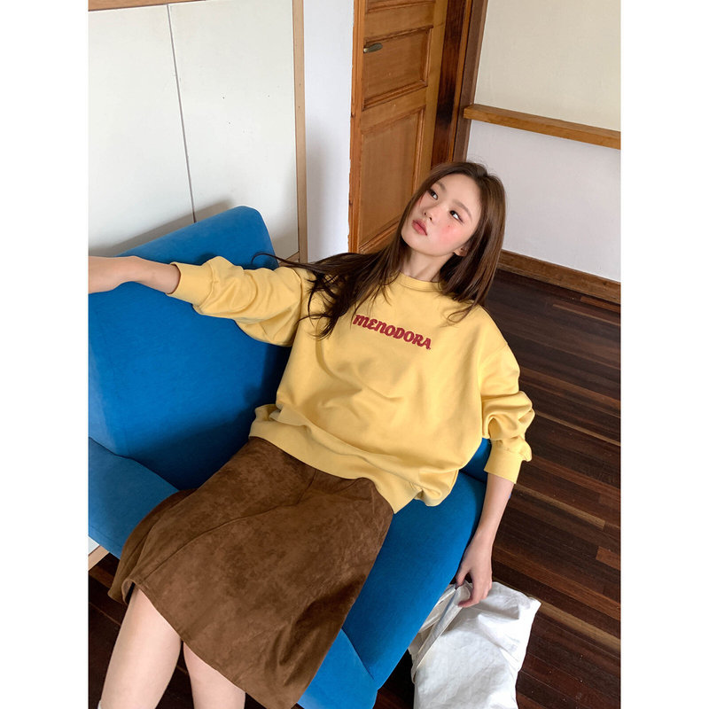 Multi-Color Contrasting Letter Embroidered Round Neck Sweatshirt for Women, New Spring and Autumn Style, Loose Fit, Slimming Top for Petite Figures