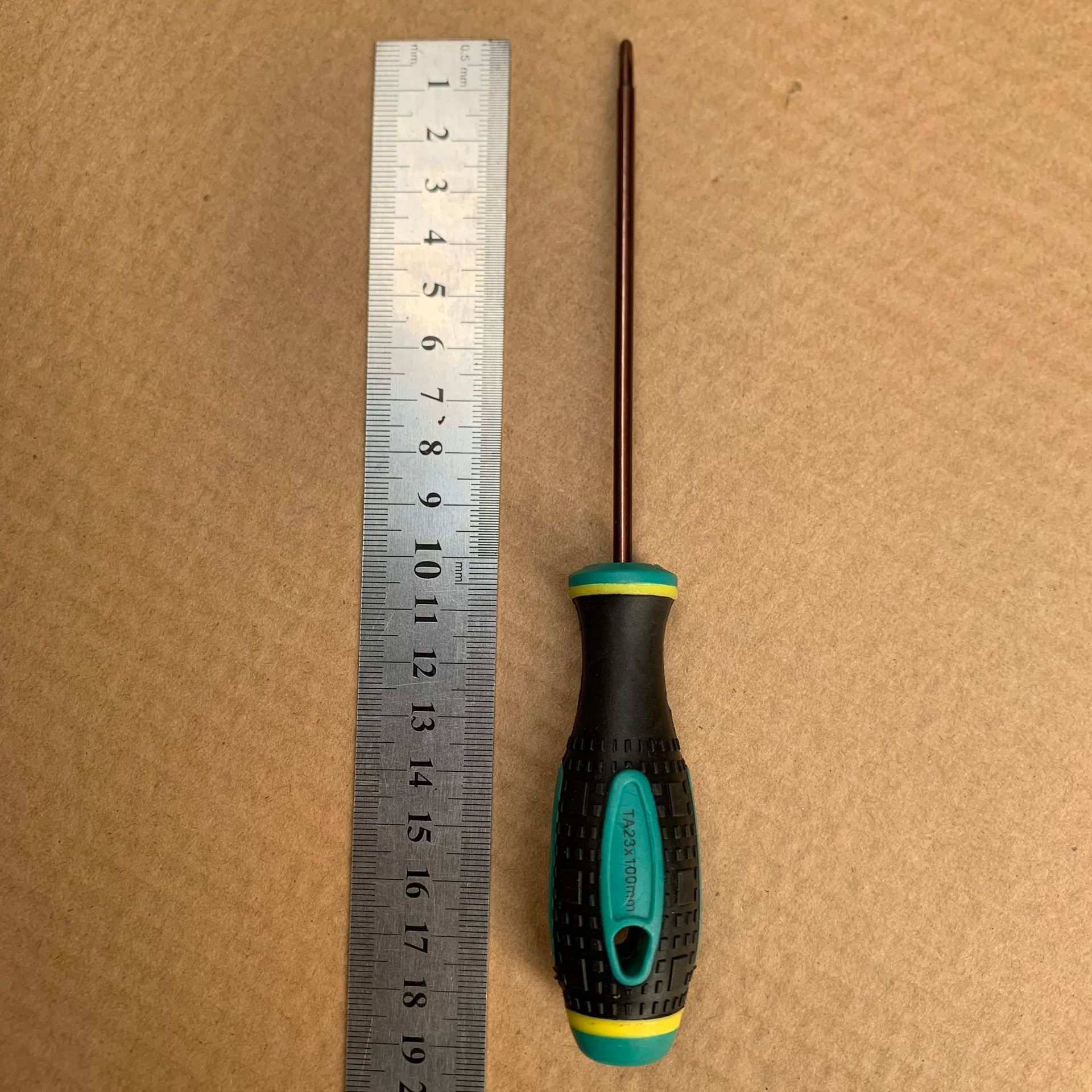 Fabricante de FUENTE S2 destornillador de forma especial Destornillador hexagonal destornillador de ciruela triángulo en forma de U en forma de Y